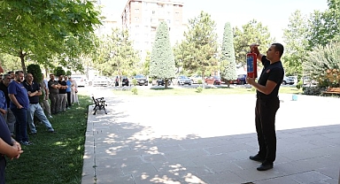 Selçuklu Belediyesi Personeline Uygulamalı Yangın Eğitimi Verildi