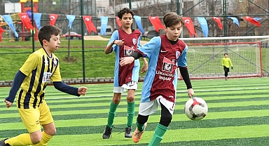 Yaz Spor Okulları 19 Branşta Eğitim Veriyor