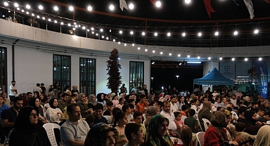 Açık hava tiyatrosu Dilovası’nda iz bıraktı