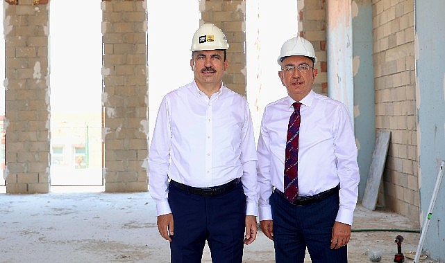 Başkan Altay ve Başkan Kavuş Gödene Mahallesi’nde İnşaatı Süren Büyükşehir Gençlik Kampüsü’nü İnceledi