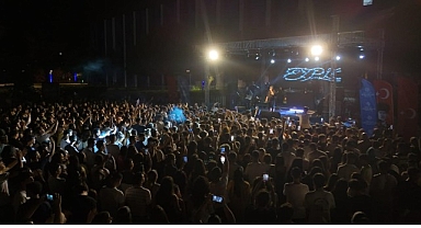 Başkan Çerçioğlu’ndan Mimar Sinan Parkı’nda Müzik Dolu Yaz Akşamı