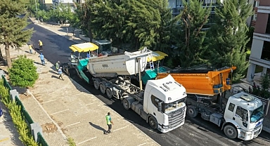 Başkan Çerçioğlu’nun Çalışmalarıyla Efeler’in Yolları Yenileniyor