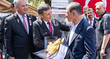 Başkan Tugay, şehit aileleri ve gazilerle buluştu