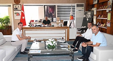 Belediye personelinden Başkan Topaloğlu’na veda ziyareti