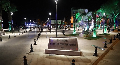 Çandarlı’nın yeni Cumhuriyet Meydanı açılıyor