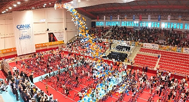 Canik'te Tüm Çocuklar Hediyelerine Kavuştu