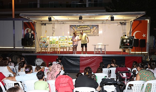 Çiğli’de Mahalle Tiyatro Günleri Yüzlerce Çocukla Buluştu