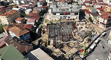 Dilovası Kent Meydanı hız kazandı