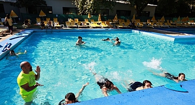 Efes Selçuk’ta Engelsiz Çocukların Kulaçları Geleceğe Uzanıyor