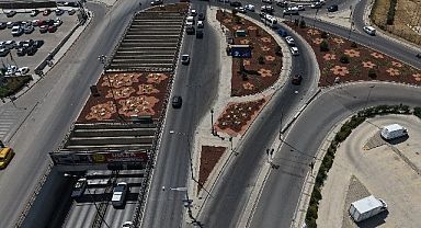ESBAŞ Kavşağı rengarenk bir görünüme kavuştu
