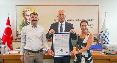 Gaziemir Belediyesi’nin çevreci çalışmalarına Sıfır Atık Belgesi
