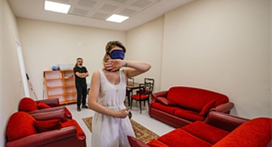 Görme engellilere rehberlik edecek personele özel eğitim
