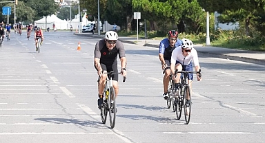 Kadıköy'de Sprint Triatlon heyecanı yaşandı