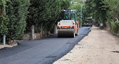 Kartepe’de Yollar Adım Adım Yenileniyor