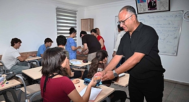 Kemer’de eğitime tatlı dokunuş