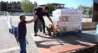 Kırtasiye malzemelerinin dağıtımı devam ediyor