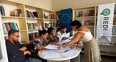 Konak’ta Roman gençlere CV ve kariyer yönetimi eğitimi