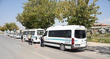 Konya Büyükşehir Zabıtası Toplu Taşıma Denetimlerini Sürdürüyor