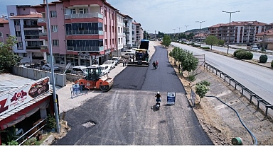 Kula Seyitali Mahallesi’nde Sıcak Asfalt Çalışması Tamamlandı