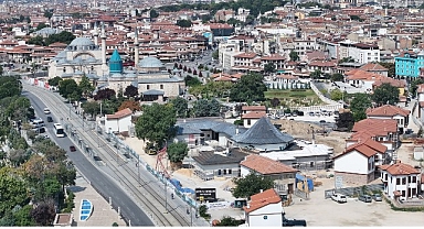 Mevlevi Dergahı İnşaatını İnceleyen Başkan Altay: “Büyük Bir Dönüşümü Türkiye'ye Örnek Şekilde Yürütüyoruz”