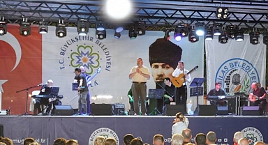 Milas Belediyesi Popüler Müzik Orkestrası 'Mylasa Band' Ören'de Unutulmaz Bir Konser Verdi