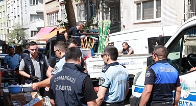 Osmangazi Belediyesi Kaldırım İşgallerine Fırsat Vermiyor