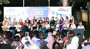 Osmangazi’nin Mahalle Şenliğinde Koro Coşkusu