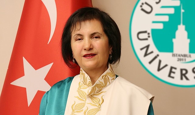 Rektör Prof. Dr. Nazife Güngör: “Mezuna kalmak yerine üniversite yolculuğuna başlayın!”