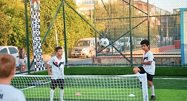 Sahalar yenilendi: Çeşme’nin mahallelerinde spor şenliği başladı