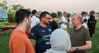 Selçuklu Belediyesi Tarafından Düzenlenen Çim Voleybolu Turnuvası Sona Erdi