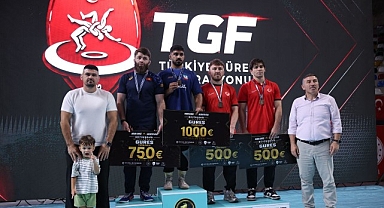 Uluslararası Güreş Turnuvası’nda ilk gün tamamlandı