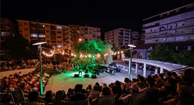 Zeytin ağacının altında “Gece Makamı” ezgileri