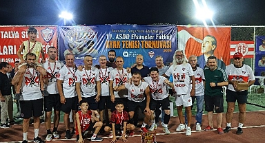 11. ASDD Efsaneler Futbol Ayak Tenisi Turnuvası sona erdi