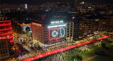 9 Eylül coşkusu fener alayıyla son buldu