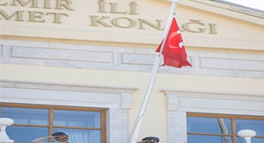9 Eylül coşkusu Süvari Birlikleri’nin bayrak töreniyle devam ediyor