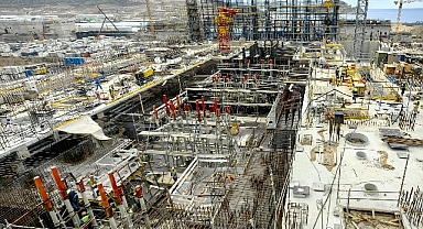 Akkuyu NGS’nin 4. güç ünitesinde makine dairesi binası plakasının beton dökme çalışmaları tamamlandı