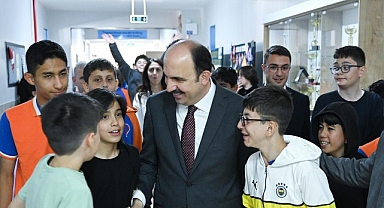 Başkan Altay: “Eğitim Desteklerimizle Bu Yıl da Öğrencilerimizin ve Ailelerimizin Yanındayız”