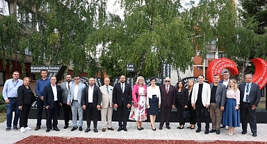 Başkan Şadi Özdemir Zavidovići’nin Şehir Günü törenlerine katıldı