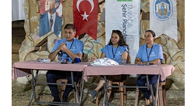 Başkan Tugay geleceğin şehir plancılarıyla buluştu