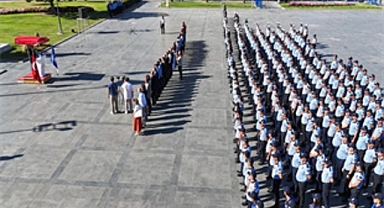 Başkan Tugay: “Güçlü zabıta huzurlu şehir”