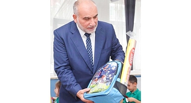 Canik Belediyesi'nden Aile Bütçesine Dev Destek: İlkokul 1. Sınıfa Başlayan Tüm Öğrencilere Çanta ve Kırtasiye Seti Belediyemizden Hediye