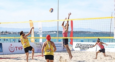 Çeşme’de Uluslararası Grand Slam Plaj Voleybolu heyecanı yaşandı