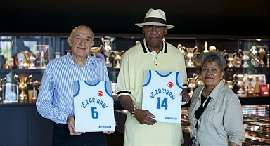 Eczacıbaşı Spor Kulübü, 60. yılında basketbol efsanelerini yeni evinde ağırladı