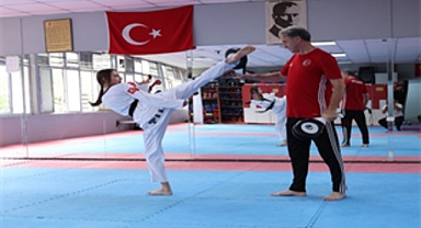 İzmir’in altın kardeşlerinden çifte madalya