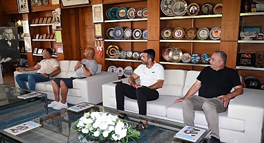 Kemer Su Sporları Derneği’nden Başkan Topaloğlu’na ziyaret
