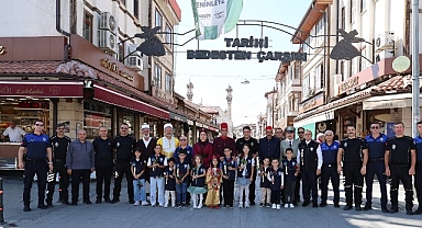 Konya Büyükşehir Zabıtası’ndan Esnafa Zabıta Haftası’nda Anlamlı Ziyaret