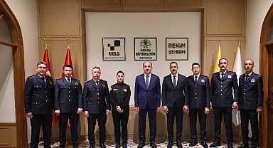 Konya İtfaiye Teşkilatı Heyeti İtfaiye Haftası Vesilesiyle Başkan Altay’ı Ziyaret Etti