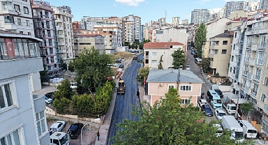 Maltepe'de yol yenileme çalışmaları devam ediyor