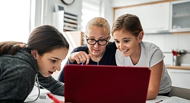 Microsoft, yeni eğitim öğretim yılı başlarken öğrencilerin çevrimiçi güvenliğine yönelik önemli ipuçları paylaştı