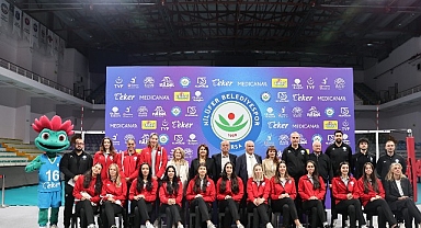 Nilüfer Belediyespor Eker Voleybol Takımı yeni sezona hazır